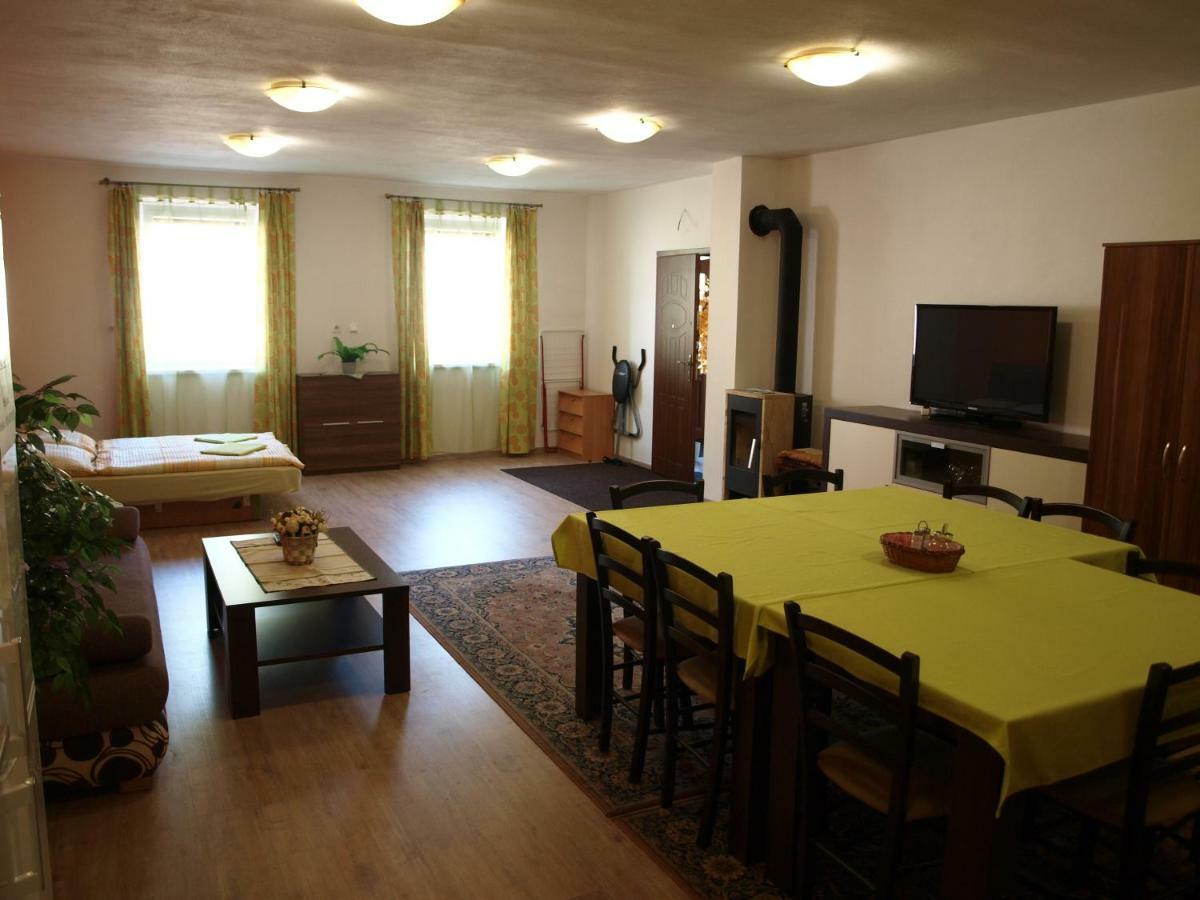 Apartmany Mia Kezmarok Bagian luar foto